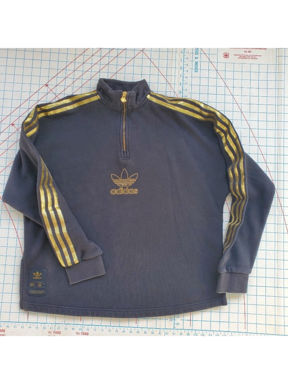 Adidas Quarter Zip Fleece Pullover Sweatshirt Women's Size Medium Gold Stripe